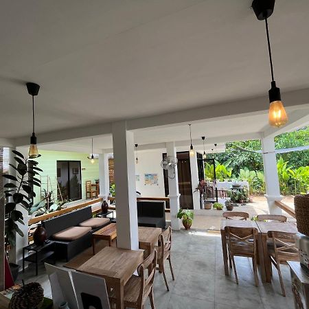 Hutch Lodging House El Nido Exterior photo